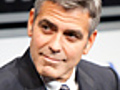 ClooneyonModernFamilyat2010Emmys