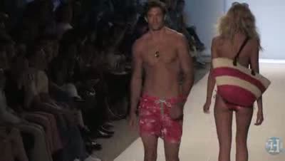 Dieselswimsuitfashionshow