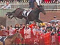 Horsejumpsintocrowdduringrace