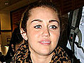 MileyCyrusGoesShoppingDownUnder