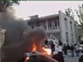 Iranianbloggersuploadclashvideo