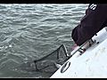 Fishnettinglessonshowtonetafishfromaboat