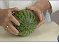 HowToCutWatermelon