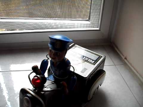 policemotorcycleAVI