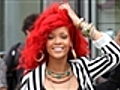 Rihannaaparecebemextravaganteemseunovoclipe