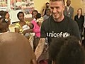 BeckhamvisitsHIVinfectedmothersinSouthAfrica
