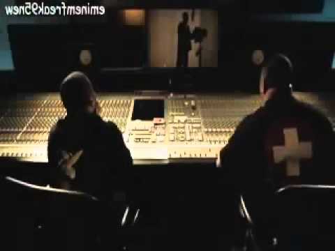EminemFeatLilWayneNoLoveOfficialVideoExyiExVideos